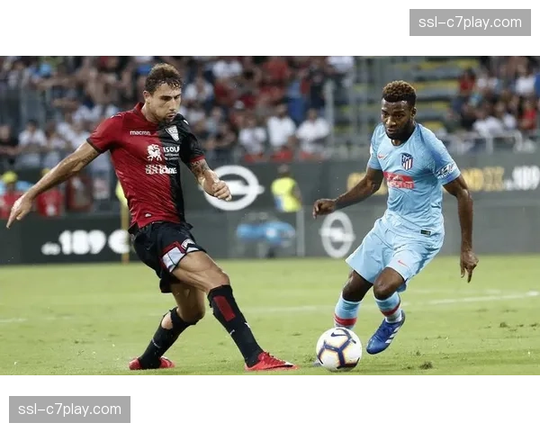 热那亚0-0卡利亚里，双方门将贡献多次关键扑救